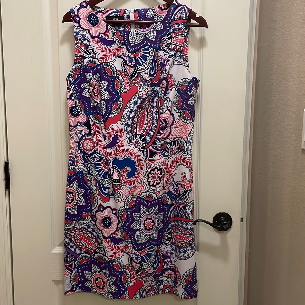 Sleeveless dress